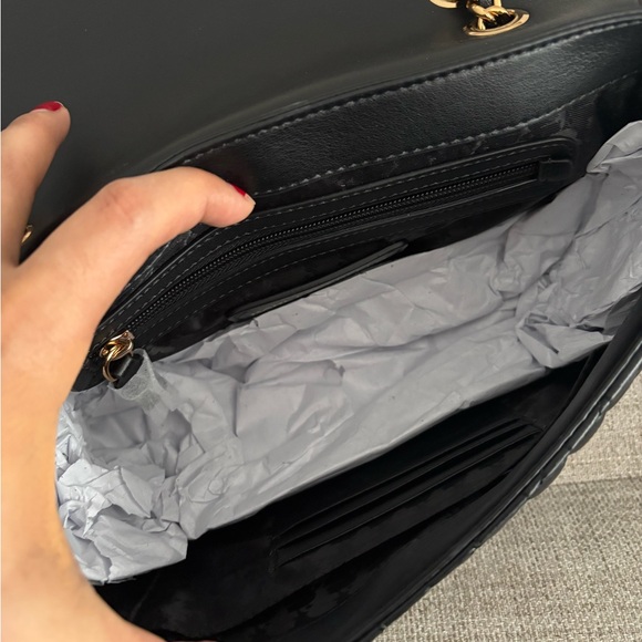 Karl Lagerfeld Black Quilted Chain Shoulder Bag - Picture 7 of 9